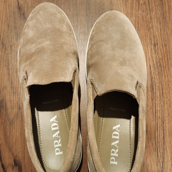 Prada slip on - Picture 3 of 5